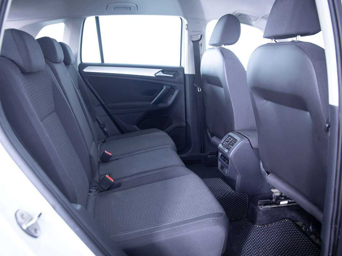 Volkswagen Tiguan с пробегом — 2018 год. Фото: #8