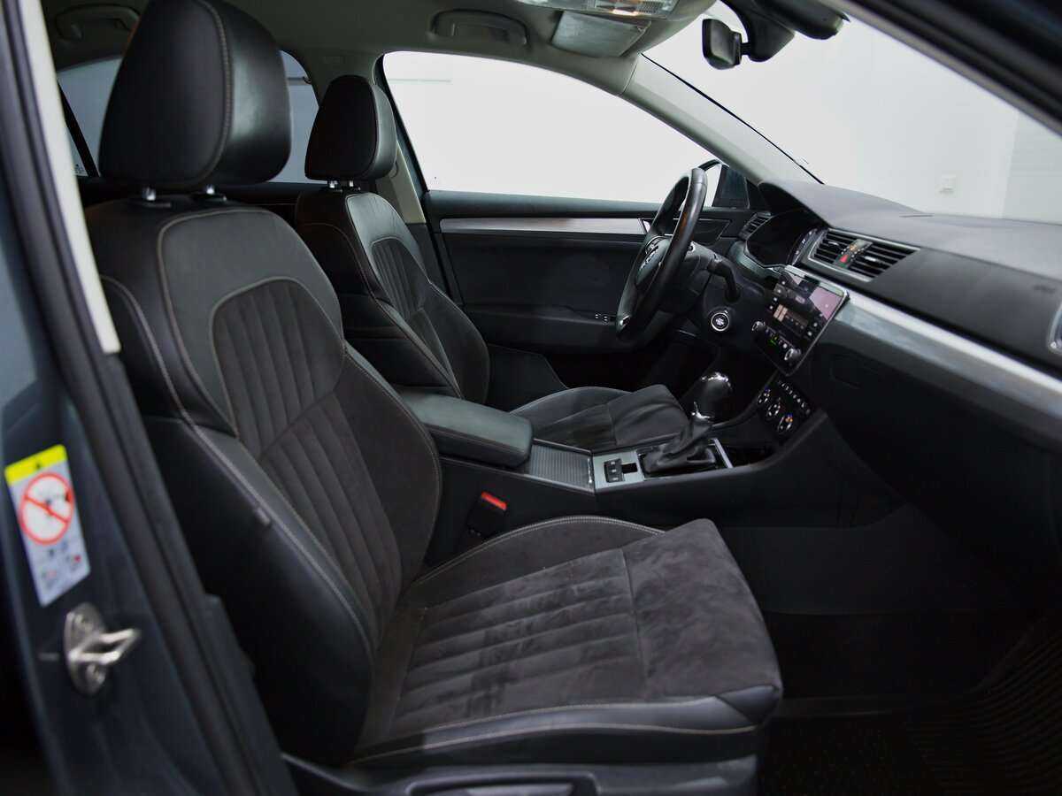 Skoda Superb с пробегом — 2021 год. Фото: #4