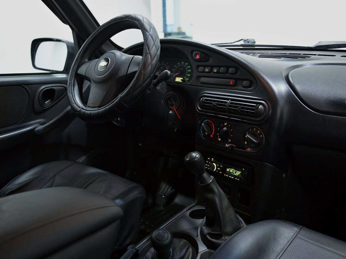 Chevrolet Niva с пробегом — 2017 год. Фото: #7