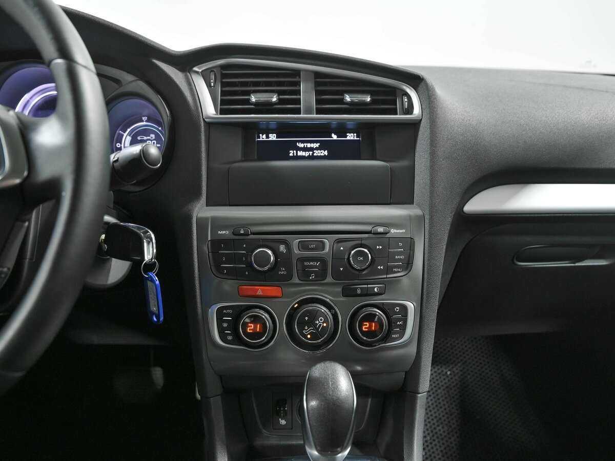 Citroen C4 с пробегом — 2016 год. Фото: #9