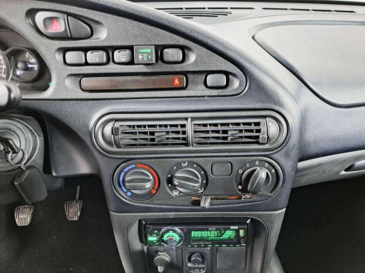 Chevrolet Niva с пробегом — 2018 год. Фото: #12