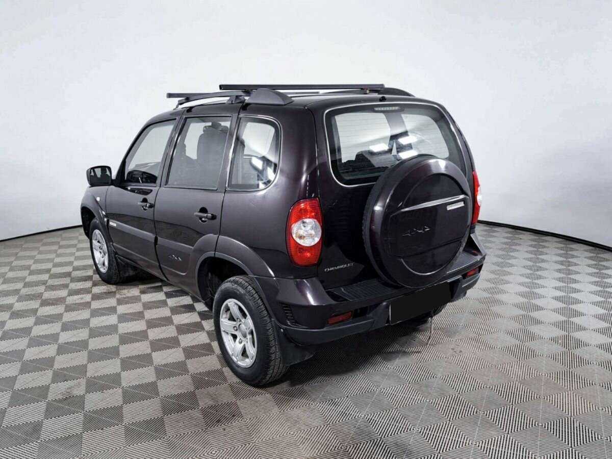 Chevrolet Niva с пробегом — 2016 год. Фото: #6