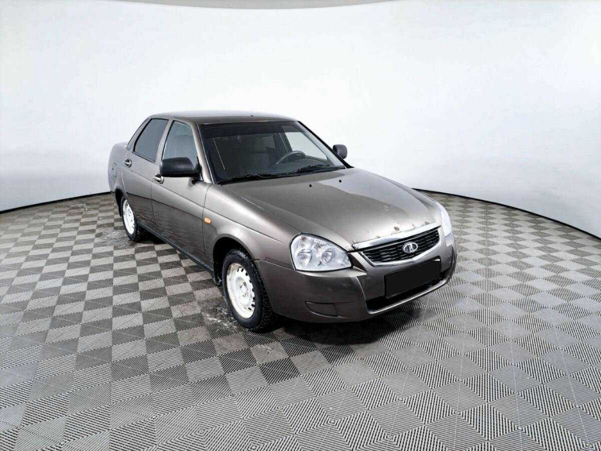 Lada (ВАЗ) Priora с пробегом — 2017 год. Фото: #2