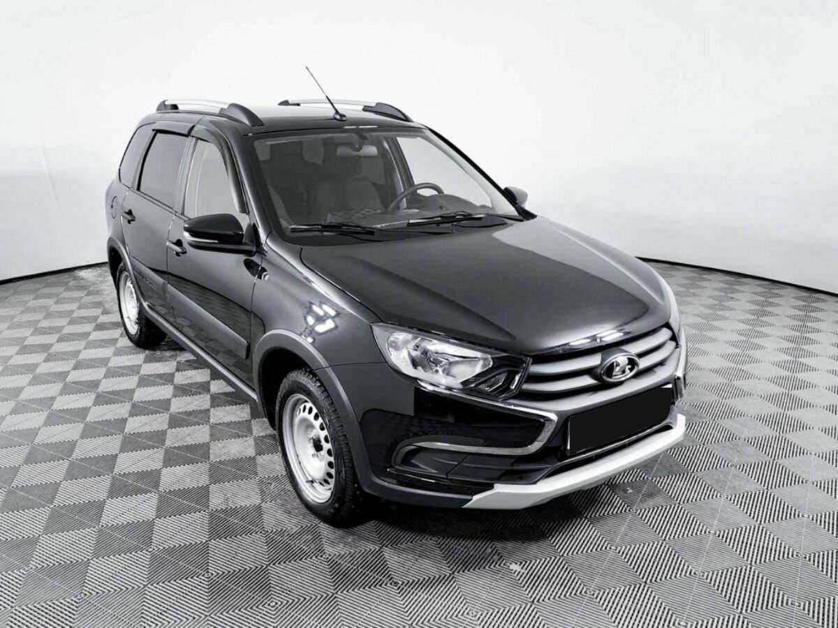 Lada (ВАЗ) Granta с пробегом — 2023 год. Фото: #2