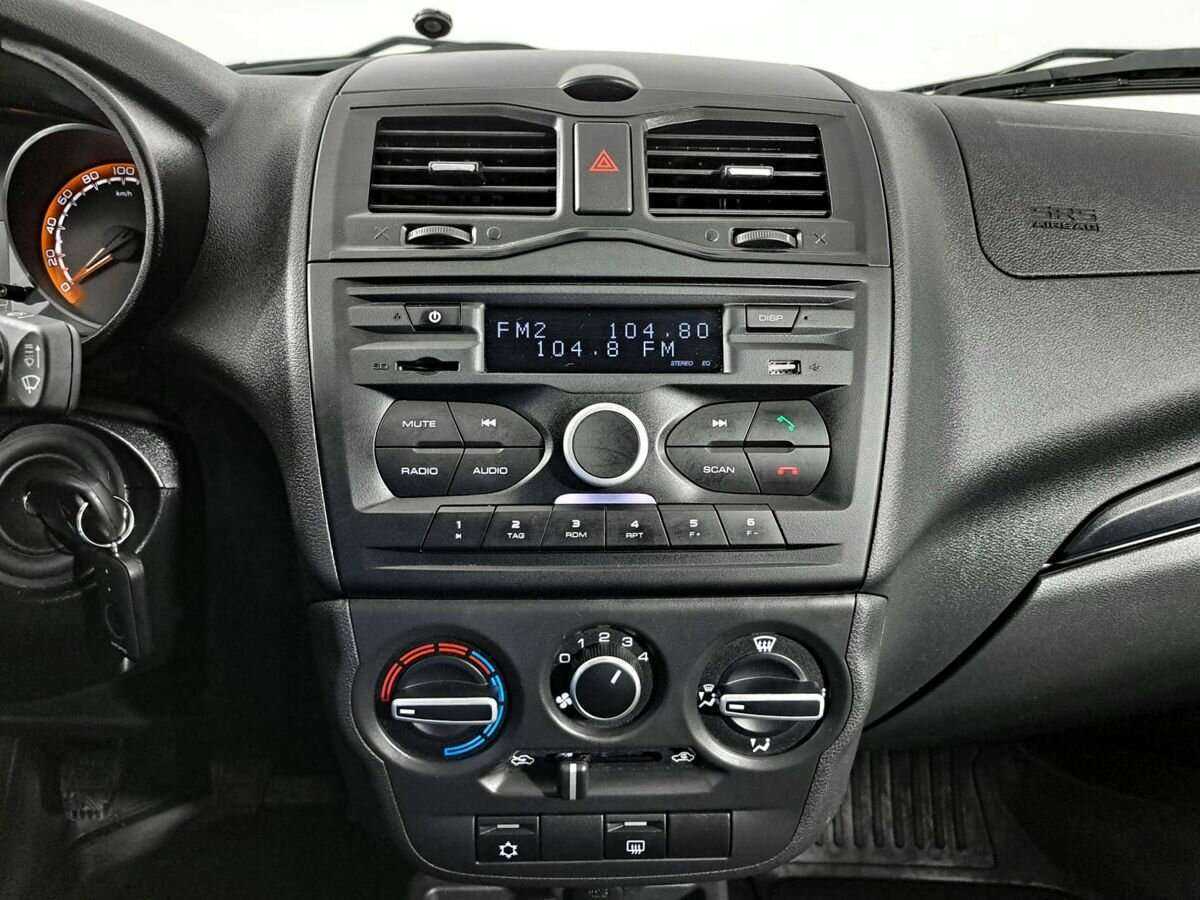 Lada (ВАЗ) Granta с пробегом — 2023 год. Фото: #10