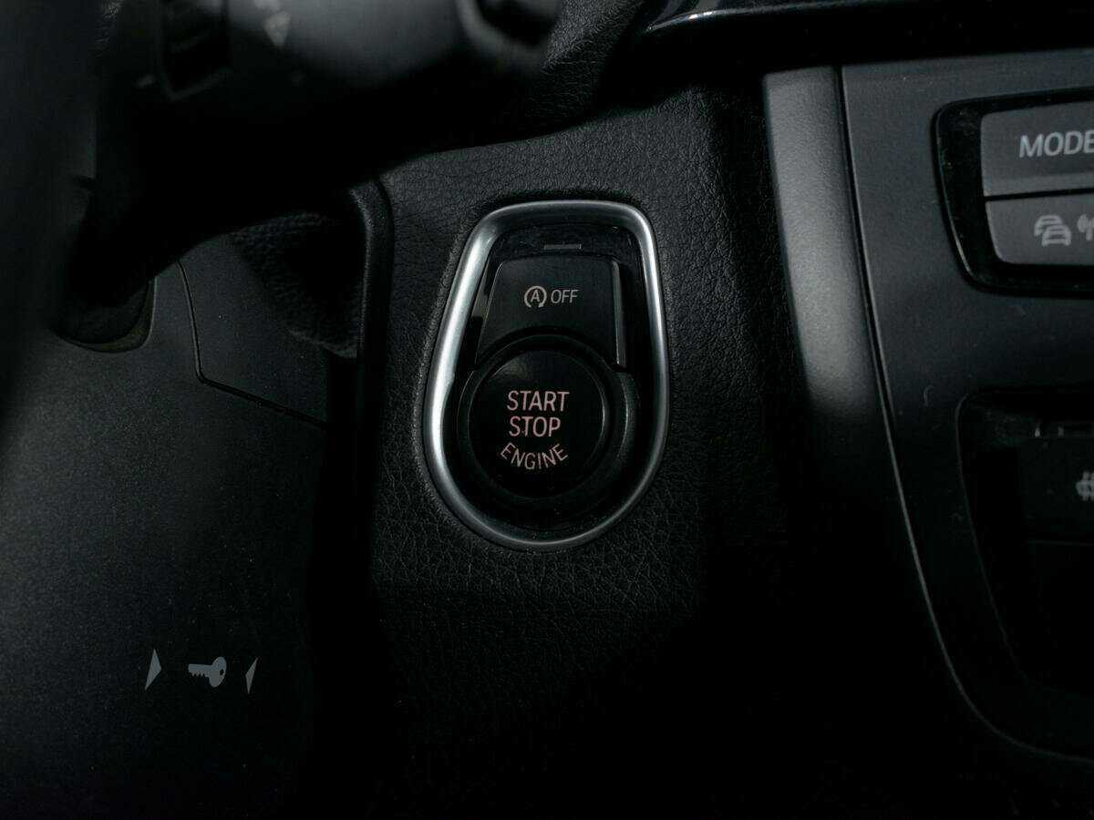 BMW 3 серии с пробегом — 2014 год. Фото: #15