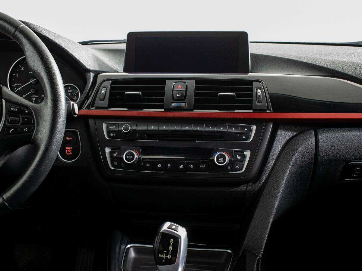 BMW 3 серии с пробегом — 2014 год. Фото: #8