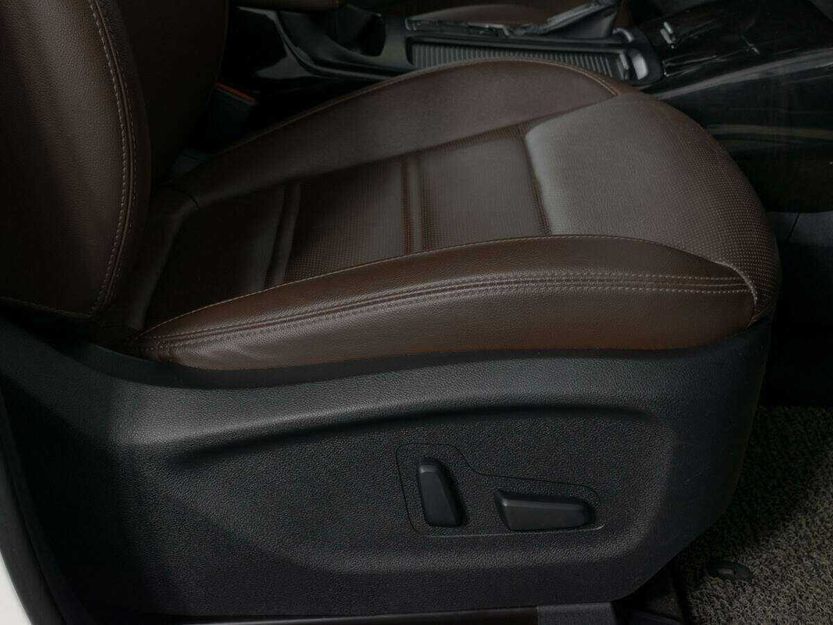 Kia Sorento с пробегом — 2016 год. Фото: #13