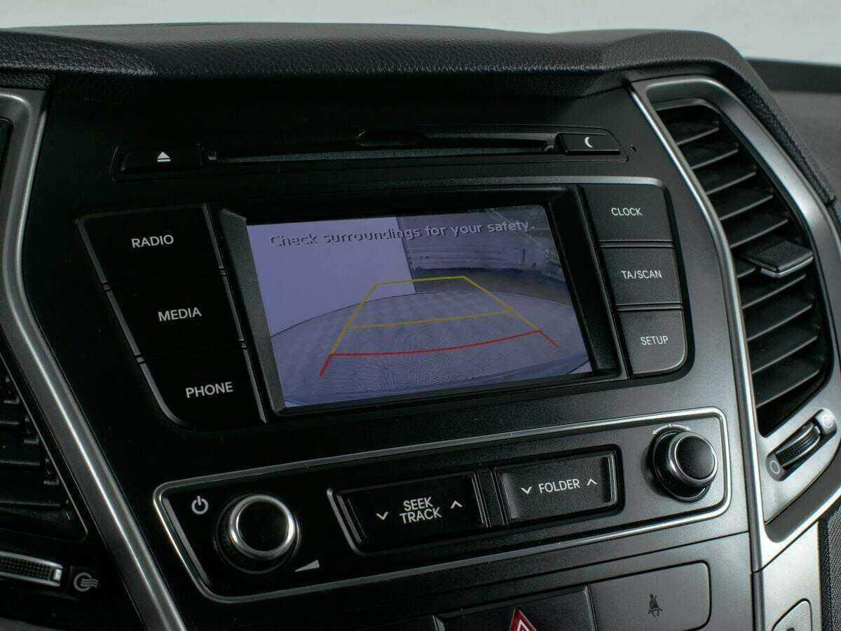 Hyundai Santa Fe с пробегом — 2017 год. Фото: #13