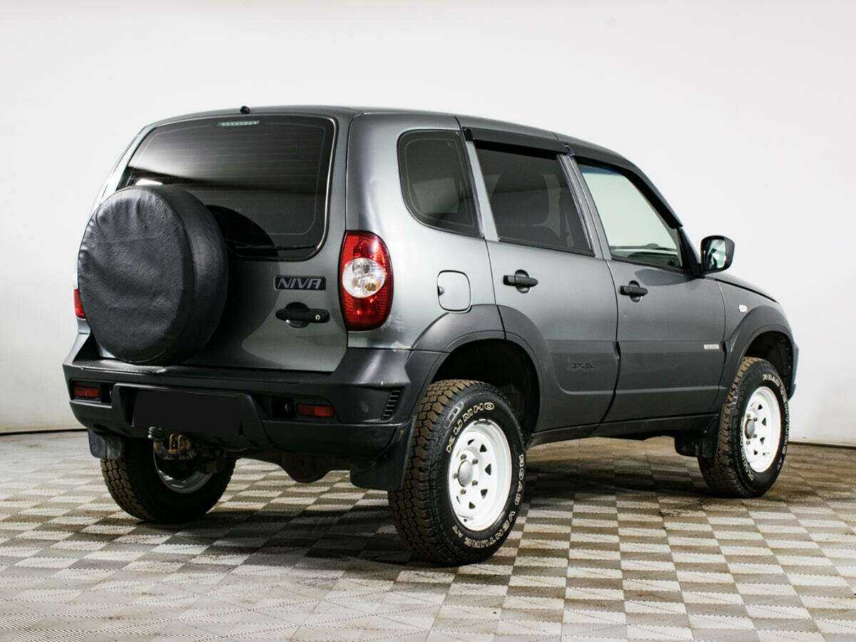 Chevrolet Niva с пробегом — 2018 год. Фото: #3