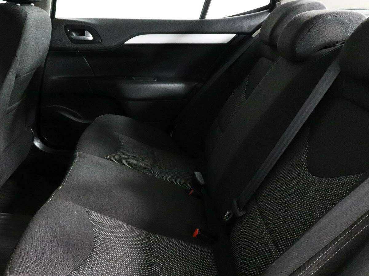 Citroen C4 с пробегом — 2013 год. Фото: #6