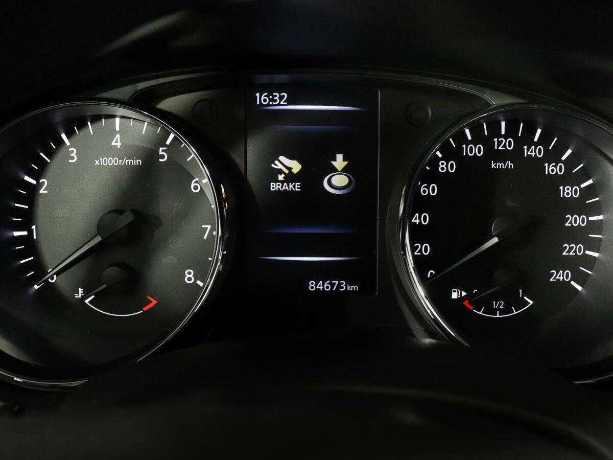 Nissan X-Trail с пробегом — 2018 год. Фото: #8