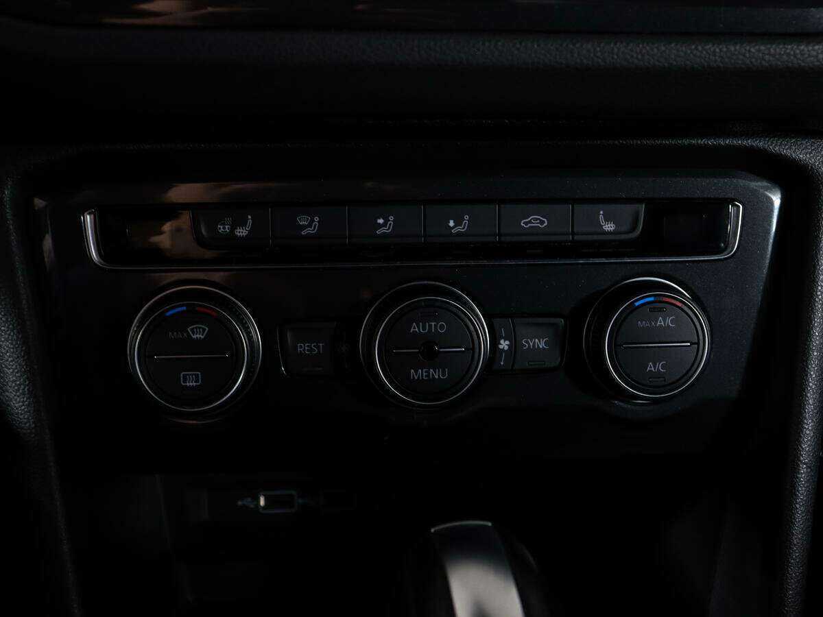 Volkswagen Tiguan с пробегом — 2020 год. Фото: #18