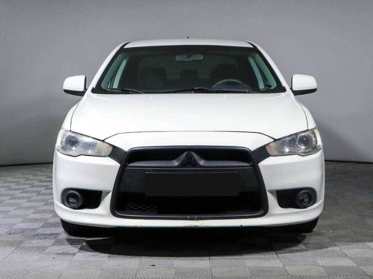 Mitsubishi Lancer с пробегом — 2012 год. Фото: #1