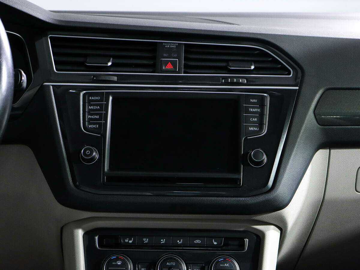 Volkswagen Tiguan с пробегом — 2017 год. Фото: #10