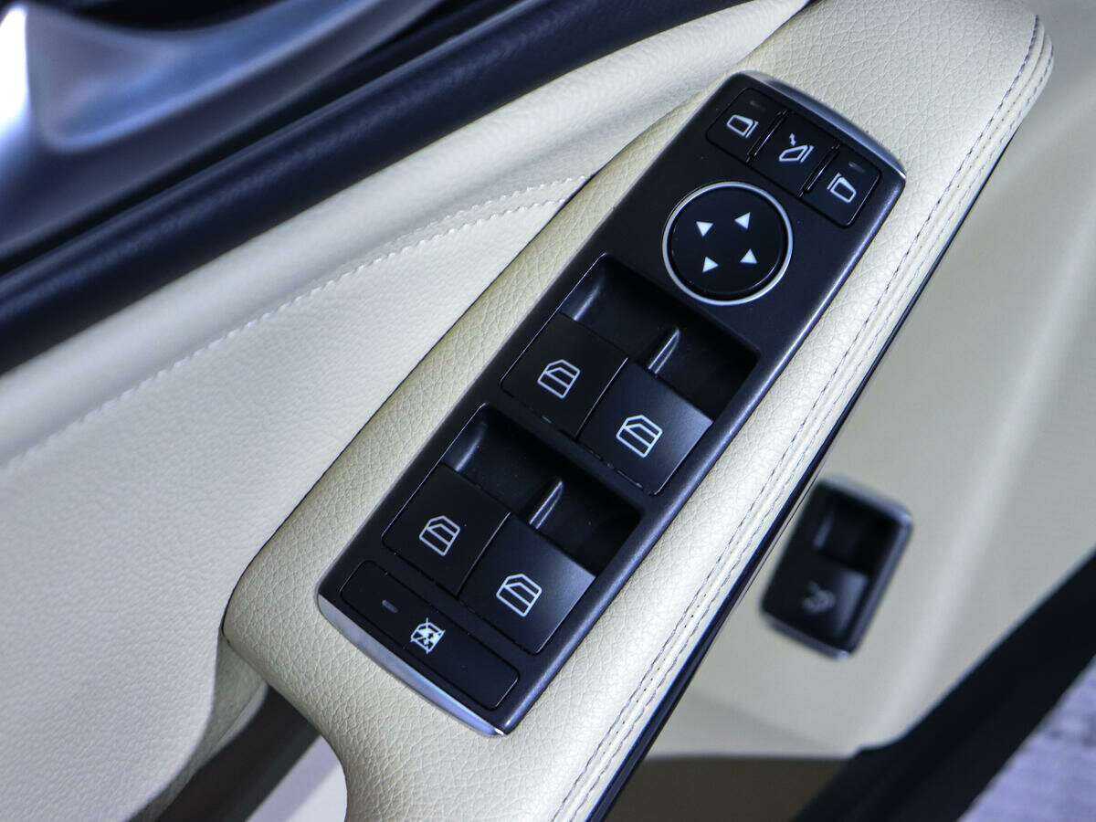 Mercedes-Benz CLA с пробегом — 2017 год. Фото: #13