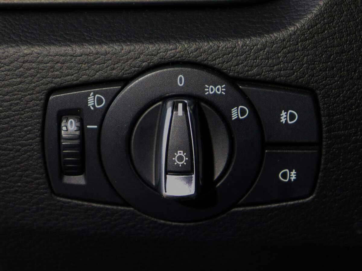 BMW X1 с пробегом — 2014 год. Фото: #13