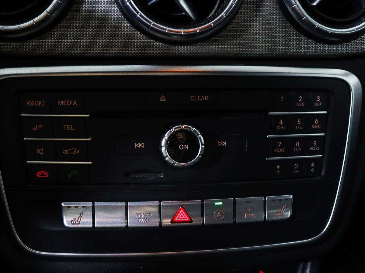 Mercedes-Benz CLA с пробегом — 2016 год. Фото: #15