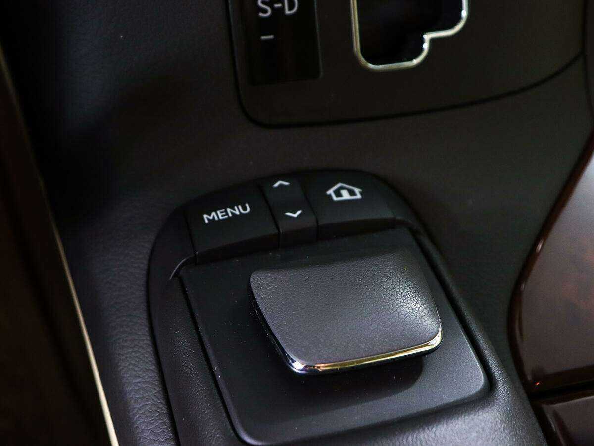 Lexus RX с пробегом — 2012 год. Фото: #13