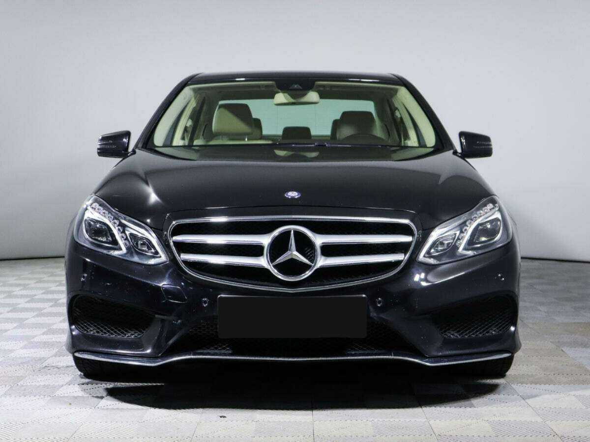 Mercedes-Benz E-Класс с пробегом — 2015 год. Фото: #1