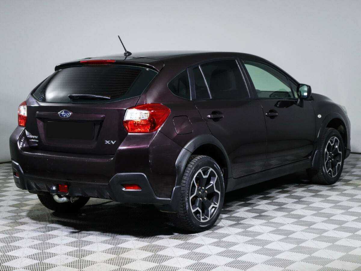 Subaru XV с пробегом — 2012 год. Фото: #3