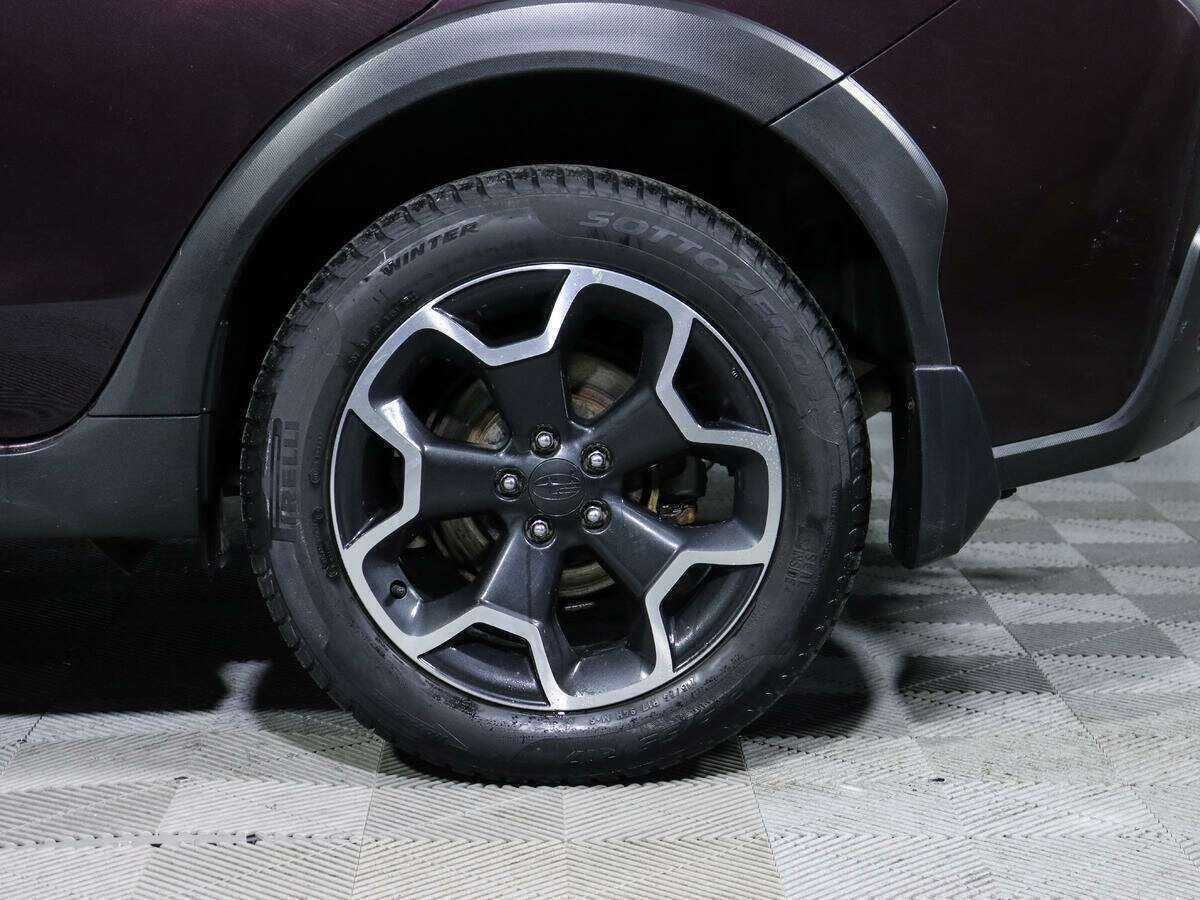 Subaru XV с пробегом — 2012 год. Фото: #12