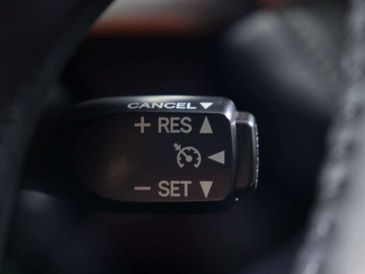 Toyota RAV4 с пробегом — 2017 год. Фото: #14