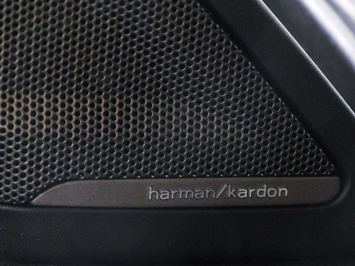 BMW 3 серии с пробегом — 2014 год. Фото: #17