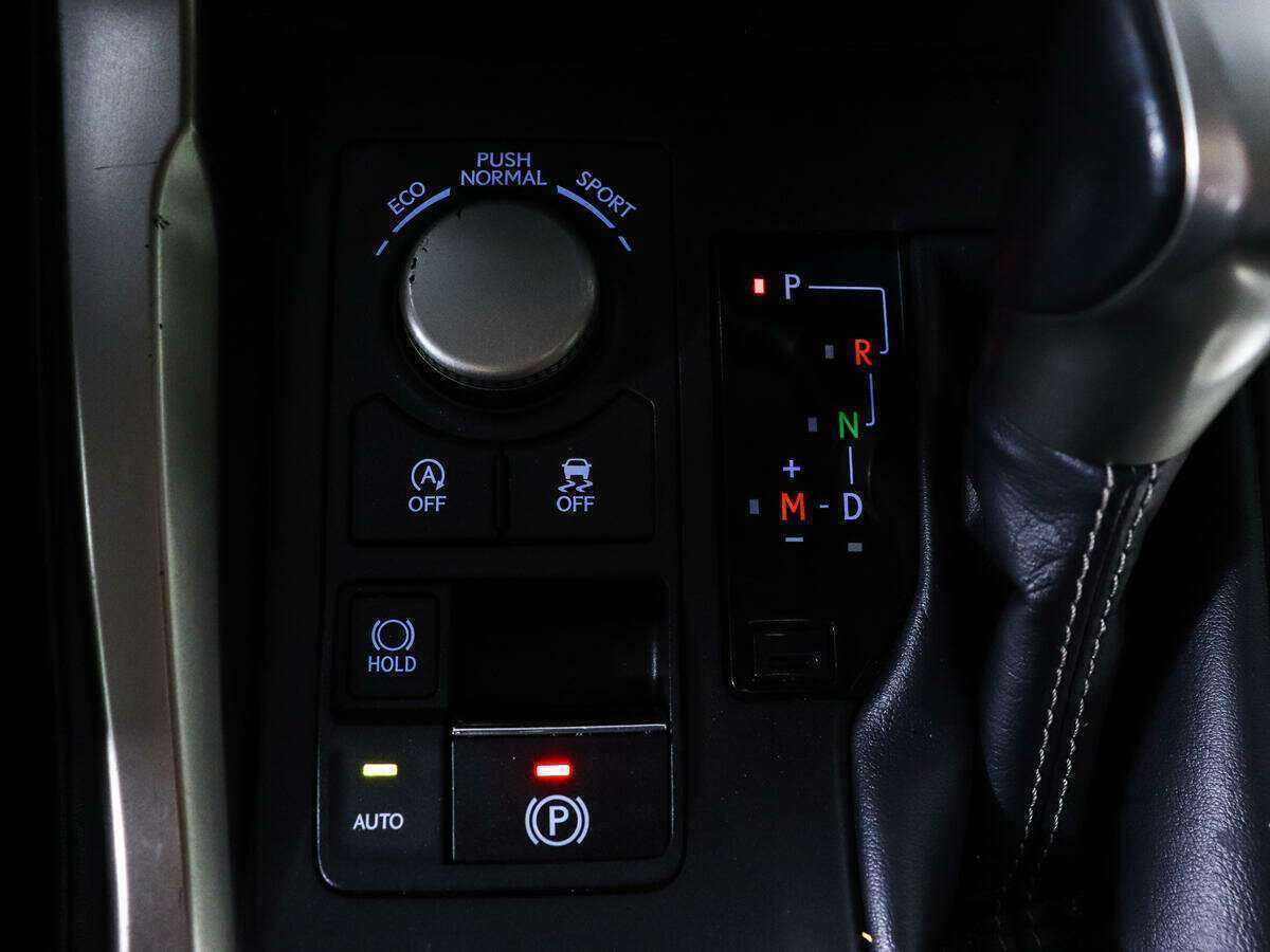 Lexus NX с пробегом — 2017 год. Фото: #16