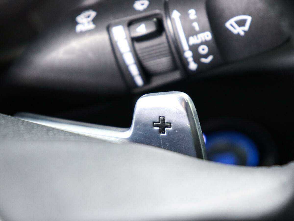 Hyundai Genesis с пробегом — 2014 год. Фото: #19