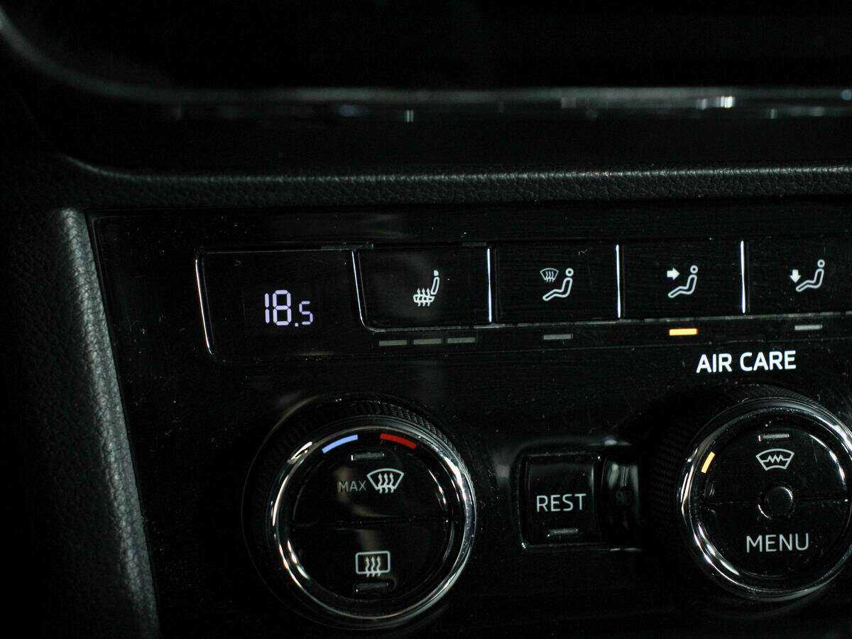 Skoda Superb с пробегом — 2017 год. Фото: #12