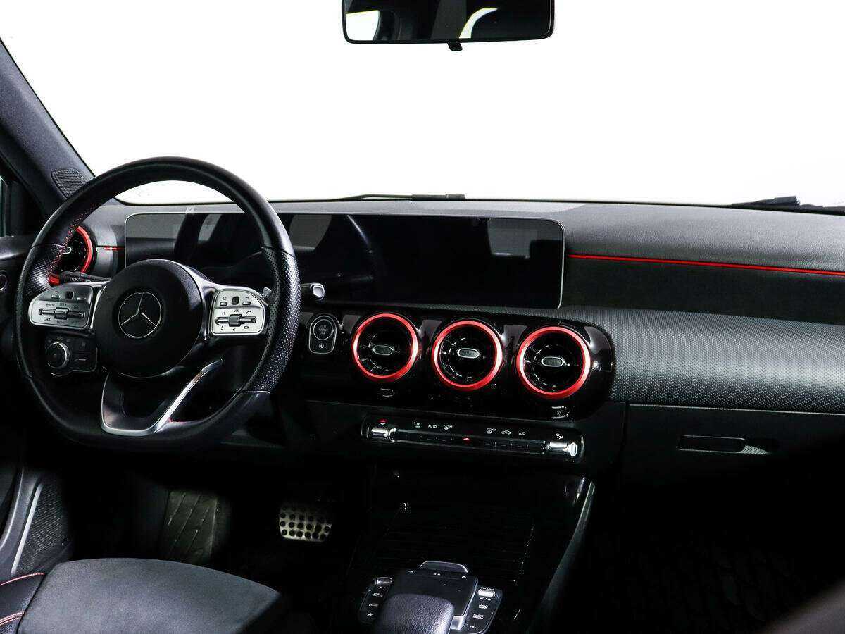 Mercedes-Benz A-Класс с пробегом — 2020 год. Фото: #11