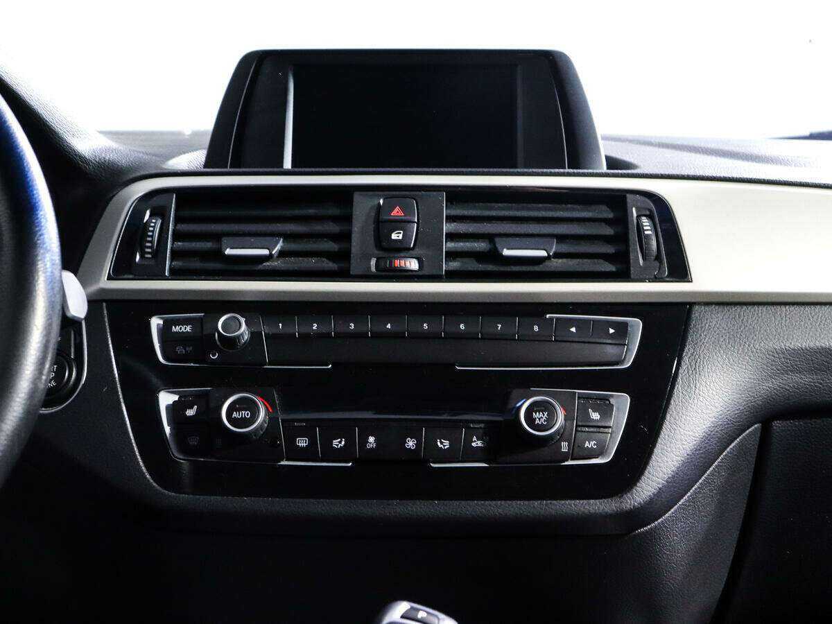 BMW 1 серии с пробегом — 2018 год. Фото: #10