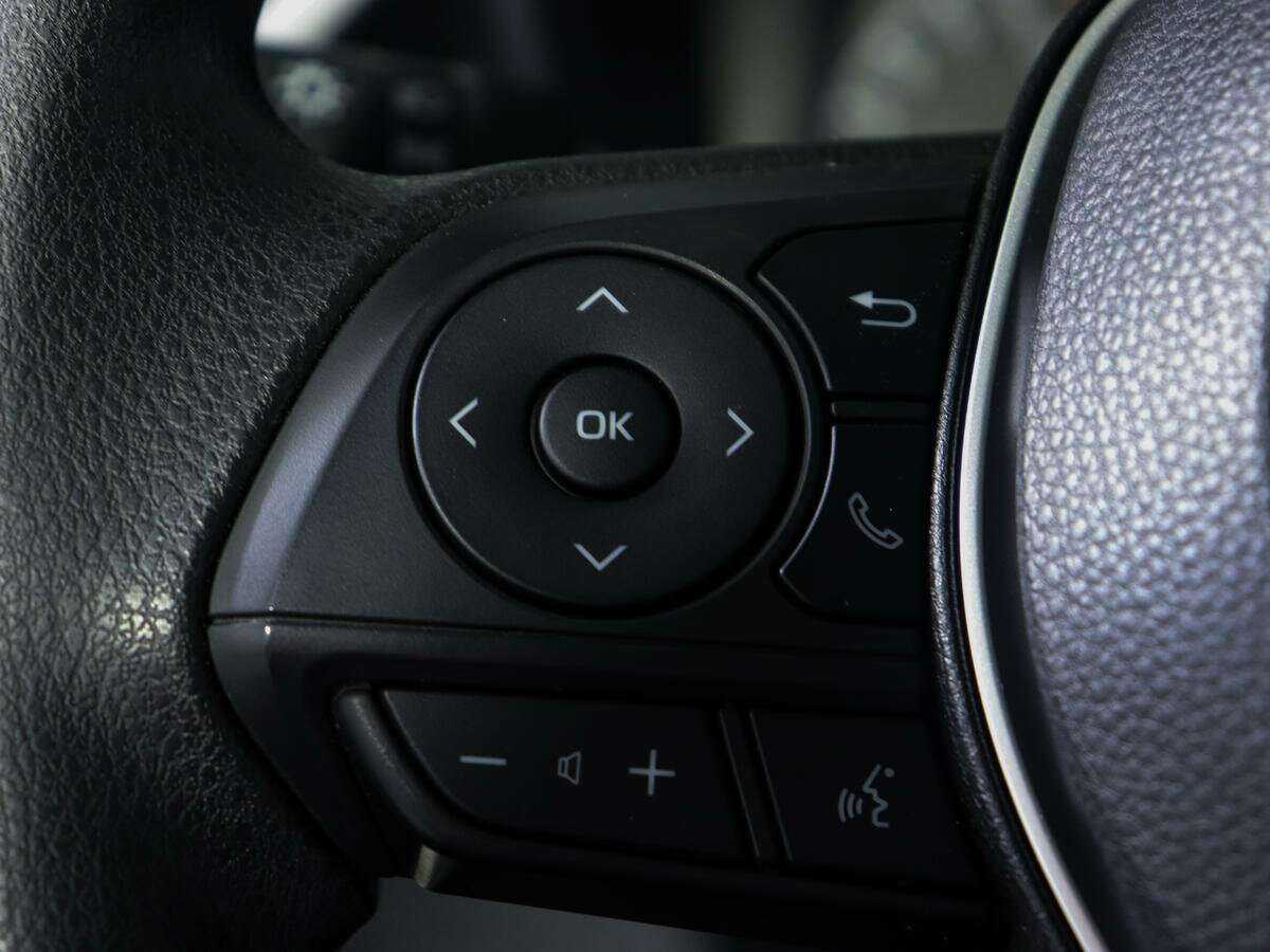 Toyota Corolla с пробегом — 2022 год. Фото: #16