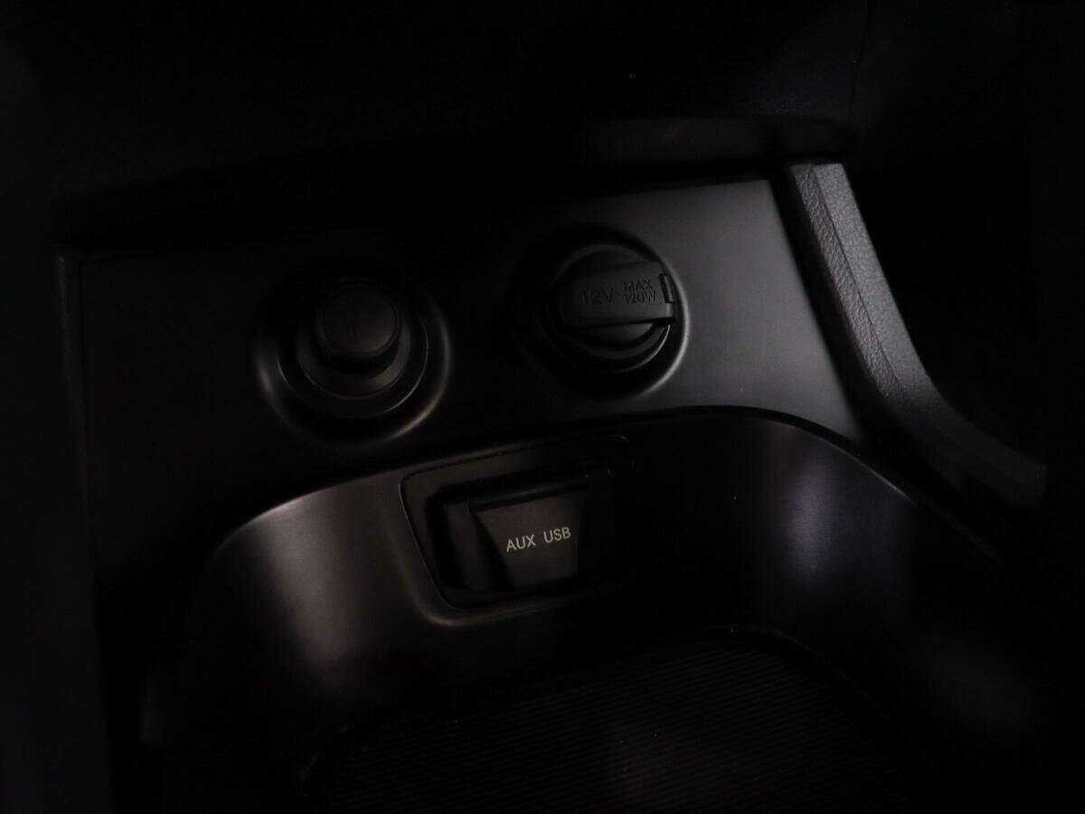 Hyundai Santa Fe с пробегом — 2013 год. Фото: #18