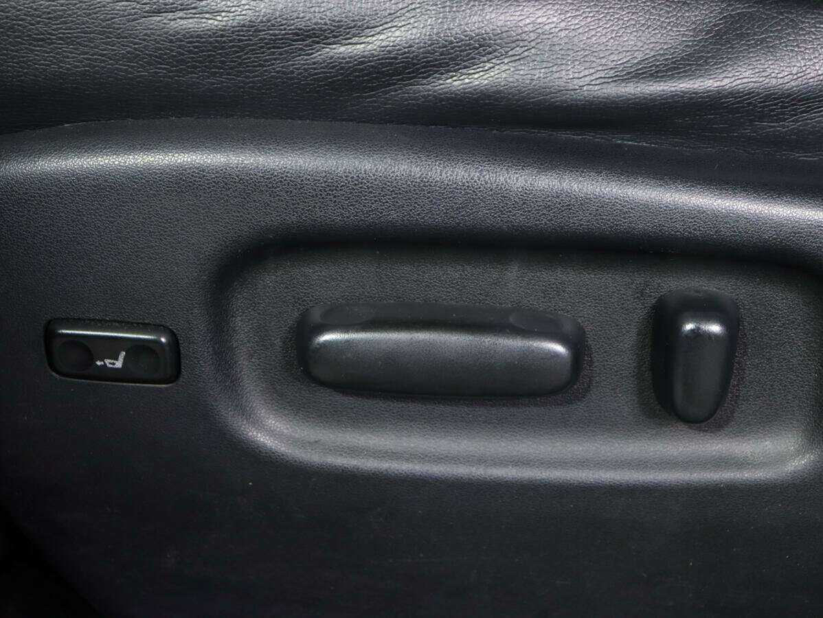 Toyota Highlander с пробегом — 2012 год. Фото: #14