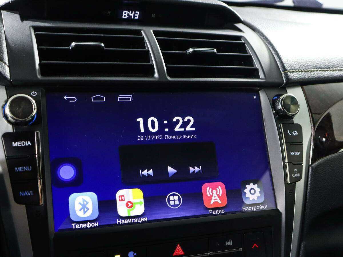 Toyota Camry с пробегом — 2017 год. Фото: #15