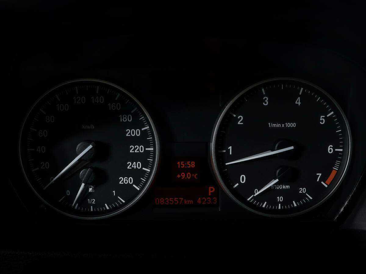 BMW X1 с пробегом — 2012 год. Фото: #8