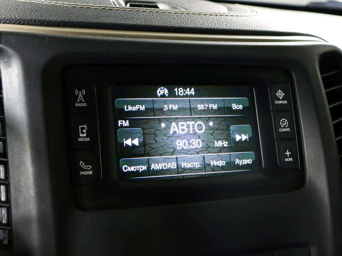 Jeep Cherokee с пробегом — 2014 год. Фото: #15