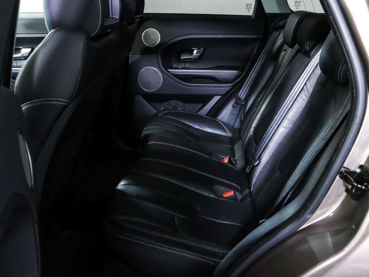 Land Rover Range Rover Evoque с пробегом — 2015 год. Фото: #6