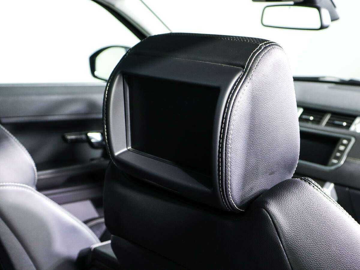 Land Rover Range Rover Evoque с пробегом — 2015 год. Фото: #12