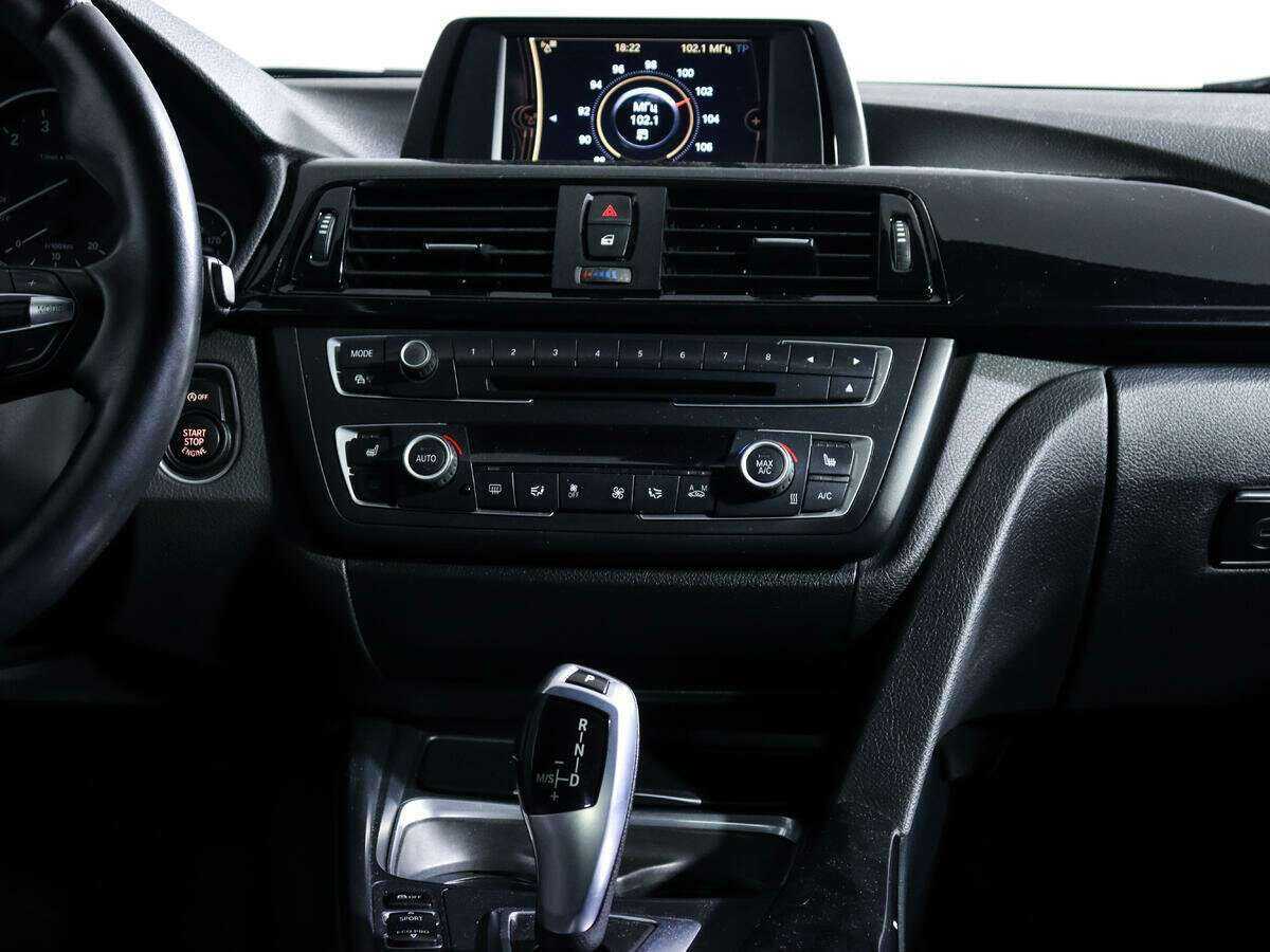 BMW 3 серии с пробегом — 2014 год. Фото: #10