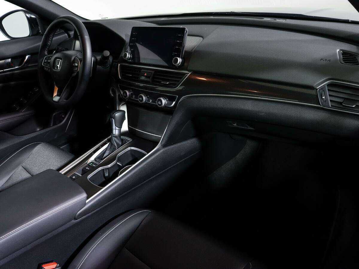 Honda Accord с пробегом — 2022 год. Фото: #6