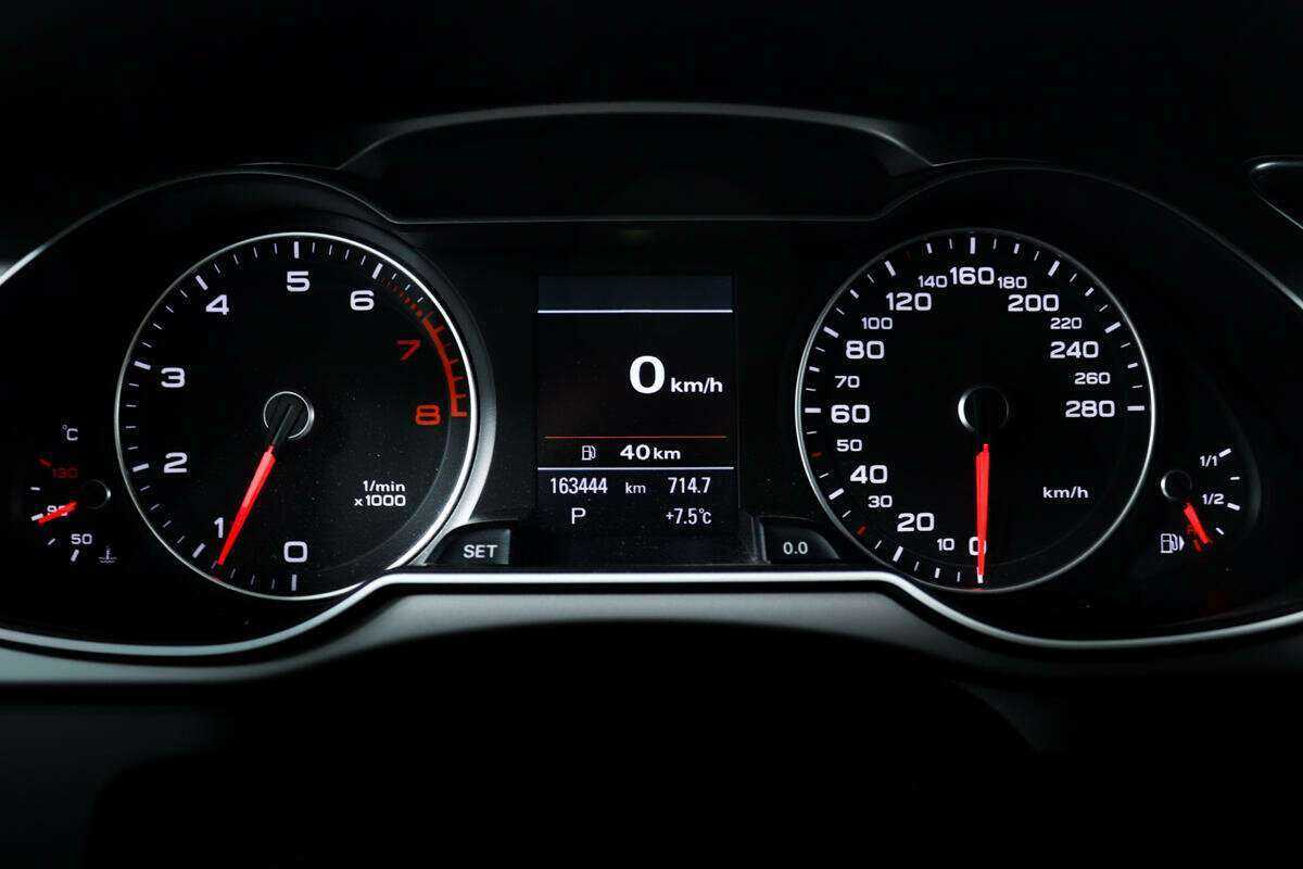 Audi A4 с пробегом — 2013 год. Фото: #7