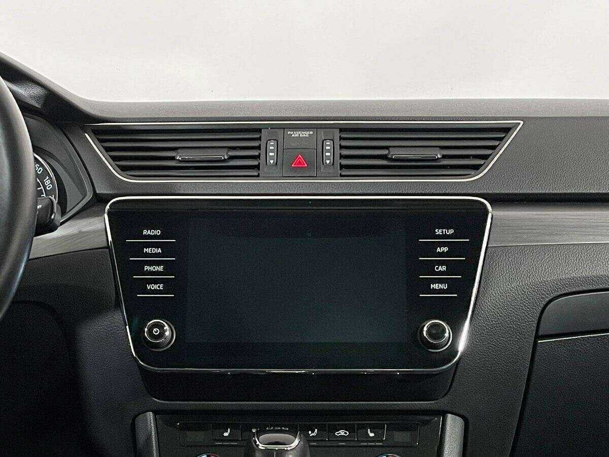 Skoda Superb с пробегом — 2017 год. Фото: #10