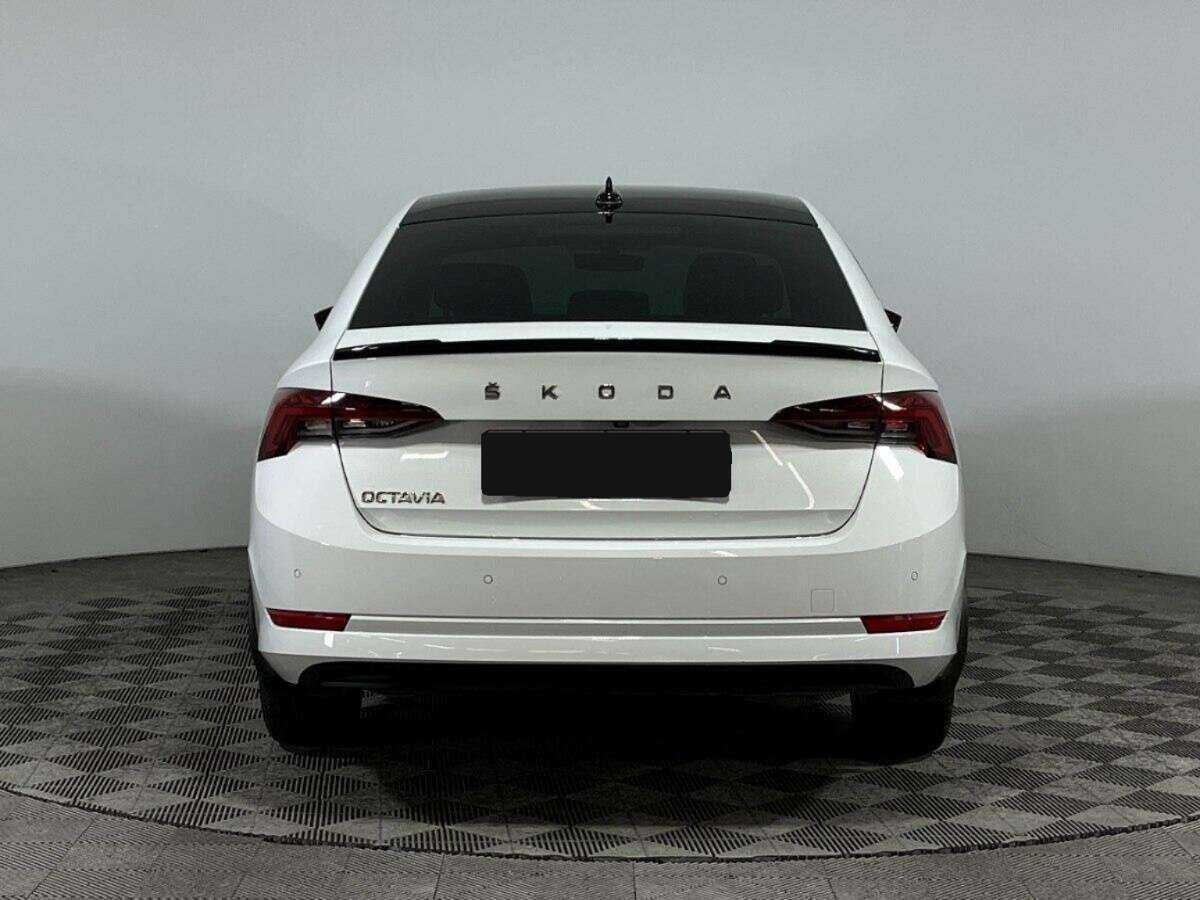 Skoda Octavia с пробегом — 2021 год. Фото: #4