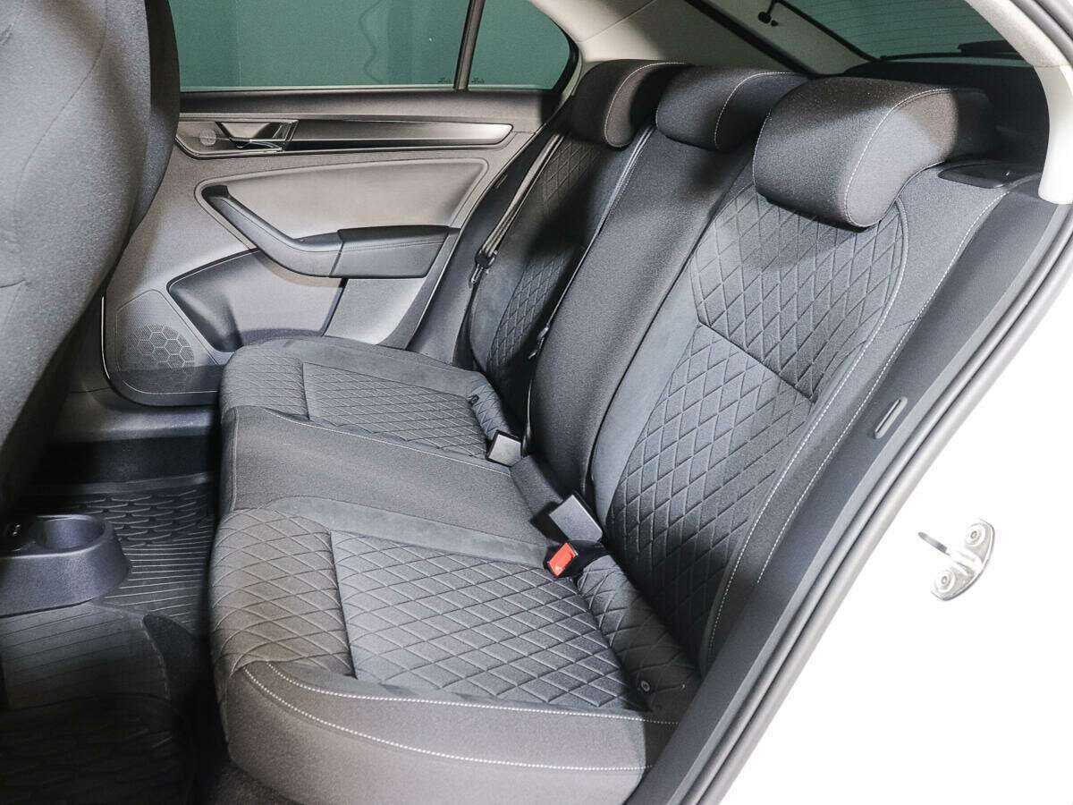 Skoda Rapid с пробегом — 2022 год. Фото: #9