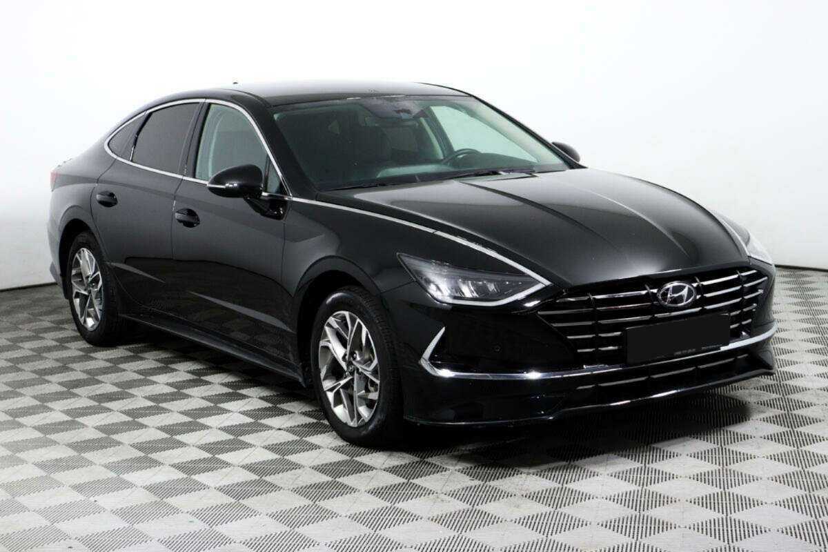 Hyundai Sonata с пробегом — 2021 год. Фото: #1