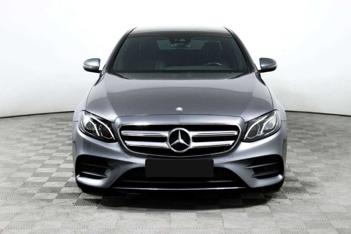 Mercedes-Benz E-Класс с пробегом — 2016 год. Фото: #1