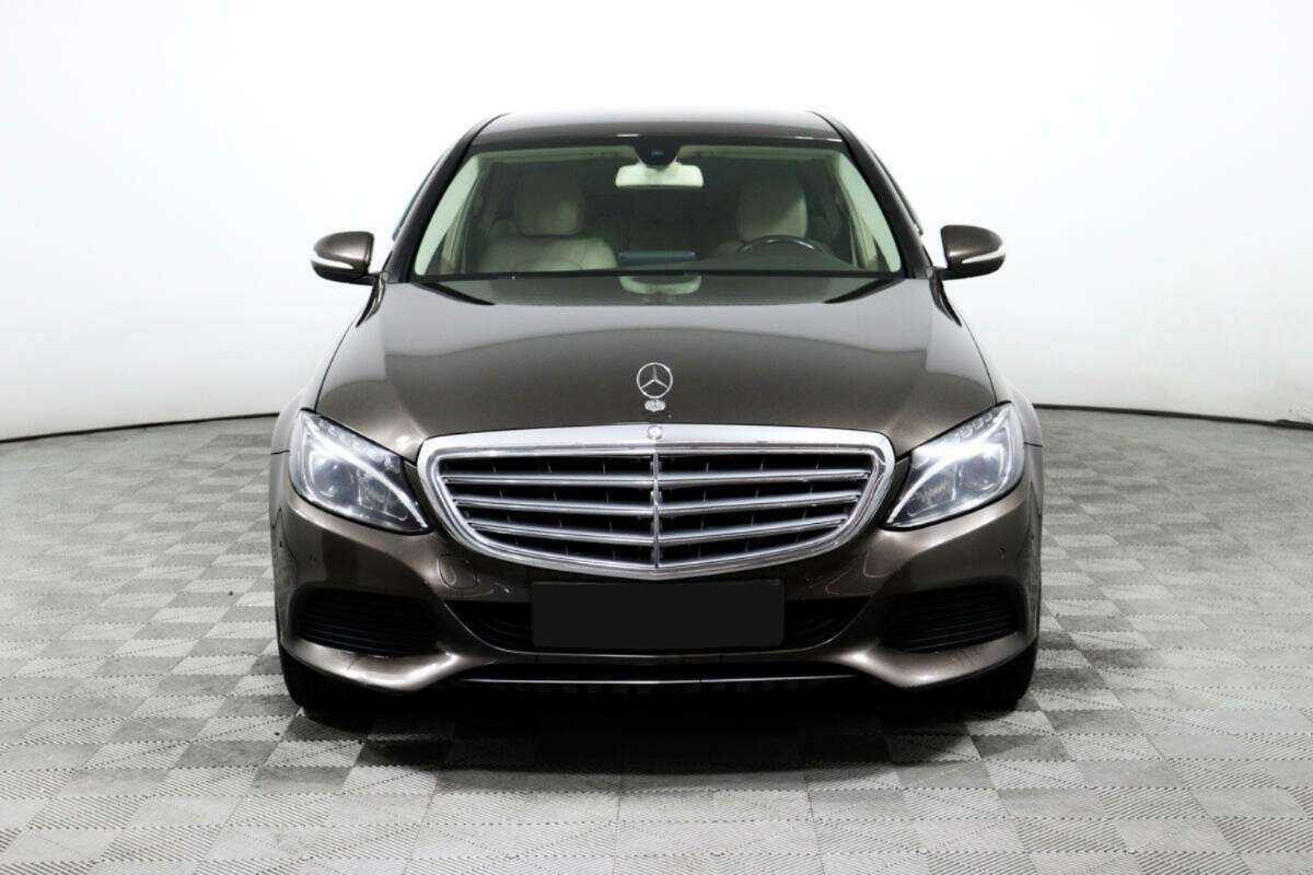 Mercedes-Benz C-Класс с пробегом — 2015 год. Фото: #1